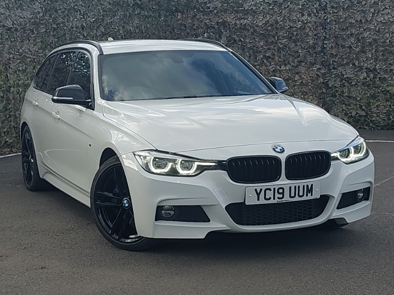 BMW 3 Series 320I M Sport Shadow Edition Step White