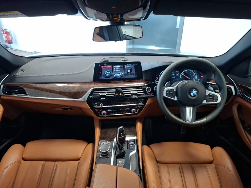 BMW 5 Series 520D M Sport Blue #2