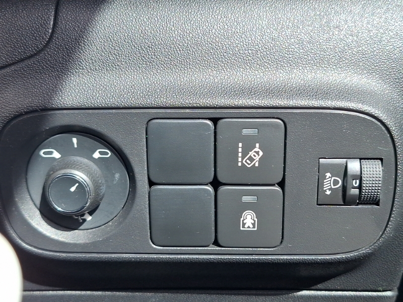 Citroen C3 1.2 Puretech Flair Ss 82 Bhp Blue #15