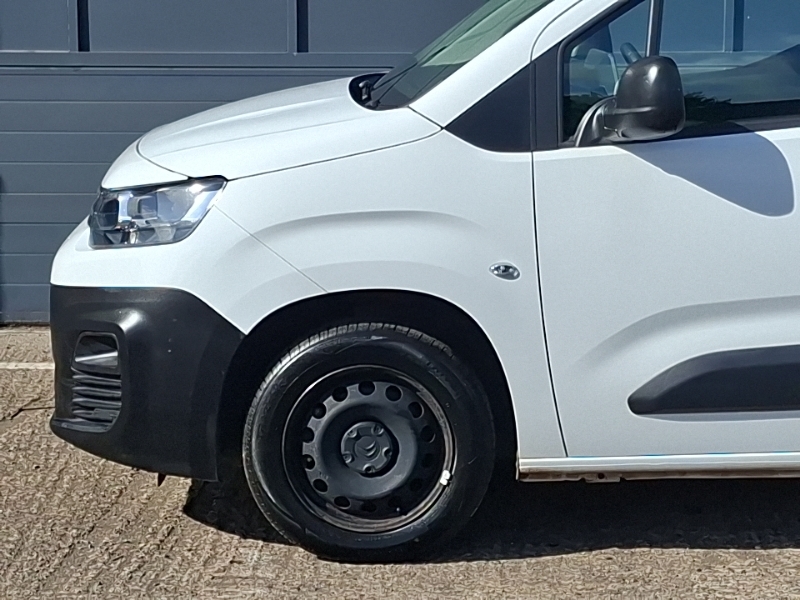 Citroen Berlingo 1000 M Driver #19