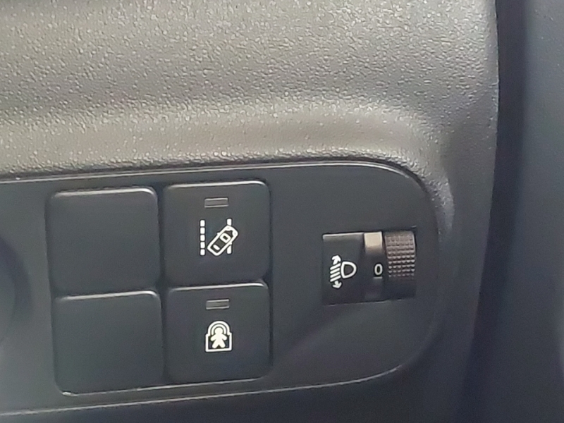 Citroen C3 1.2 Puretech 82 Flair White #17