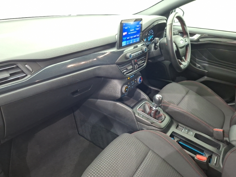 Ford Focus 1.0 Ecoboost Hybrid Mhev 125 St-line Edition White #5