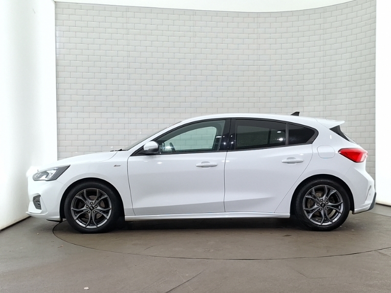Ford Focus 1.0 Ecoboost Hybrid Mhev 125 St-line Edition White #4