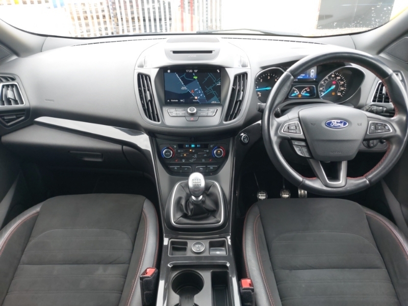 Ford Kuga 1.5 Tdci St-line X 2Wd White #3