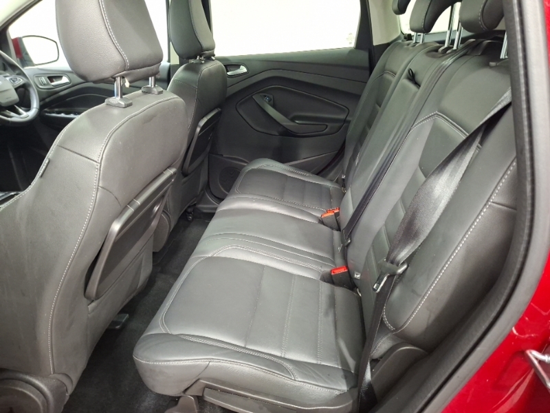 Ford Kuga 2.0 Tdci 180 Titanium X Red #6