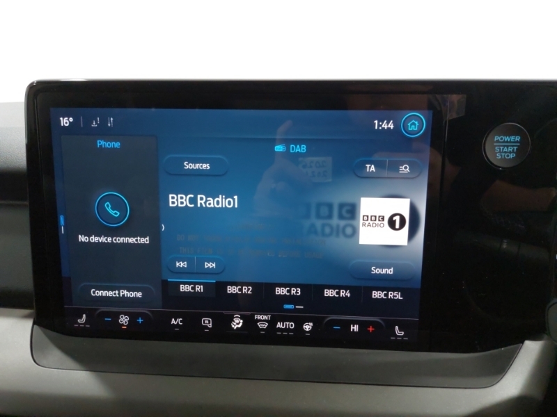 Ford Transit Courier 43Kwh Limited Panel Van Swb 136 Grey #11