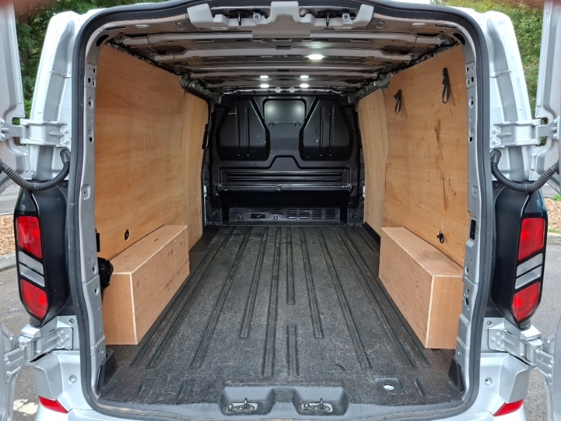 Ford Transit Custom 280 Swb 2.0 Tdci Limited 136Ps White #18