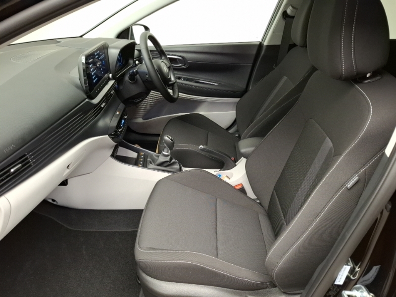 Hyundai I20 1.0T Gdi 90 Tech Line Black #5