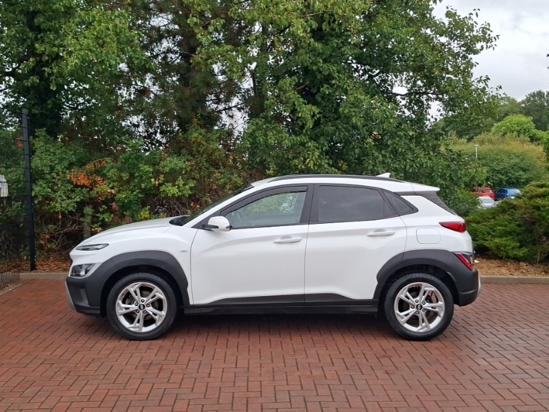 Hyundai Kona 1.0 Tgdi 48V Mhev Se Connect White #4
