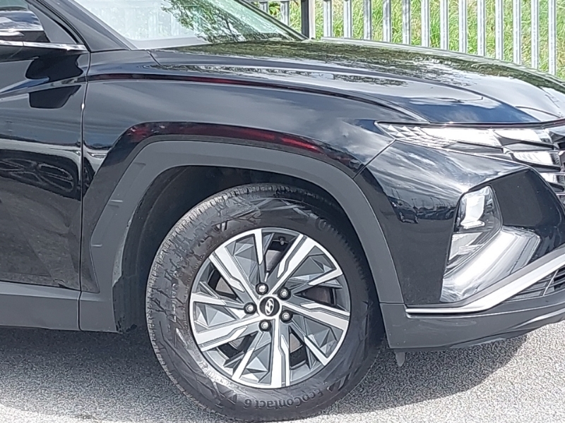 Hyundai Tucson Ultimate Red #20