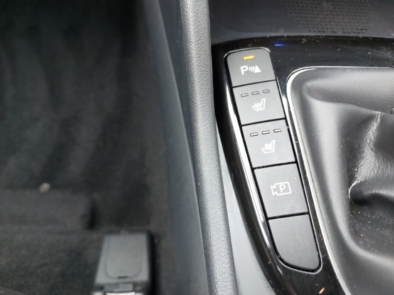 Hyundai Tucson Ultimate Silver #17