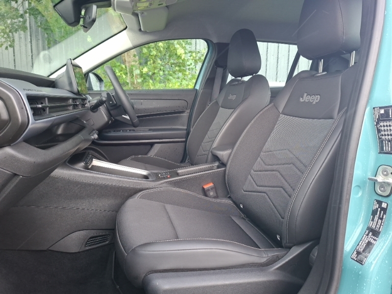Jeep Avenger 1.2 E-hybrid Altitude Dct Blue #5