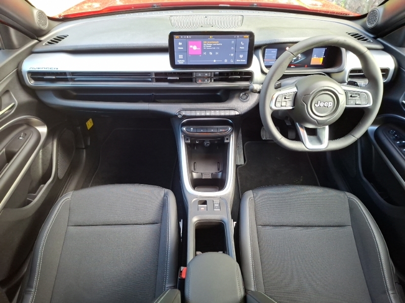 Jeep Avenger 1.2 E-hybrid Summit Dct Red #3
