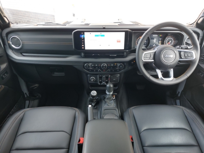Jeep Wrangler 2.0 Gme Sahara Silver #3