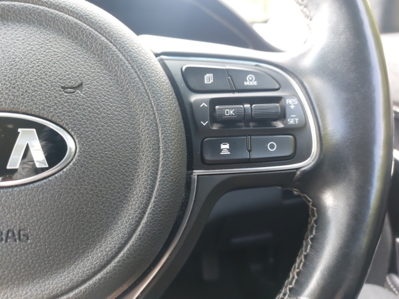 Kia Niro Hybrid Blue #13