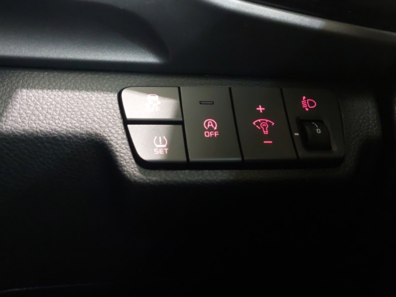 Kia Stonic 1.0T Gdi 99 2 Red #13