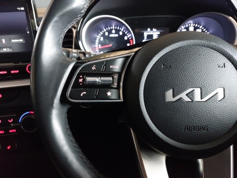 Kia Xceed 1.5T Gdi Isg 3 Hatchback Black #12