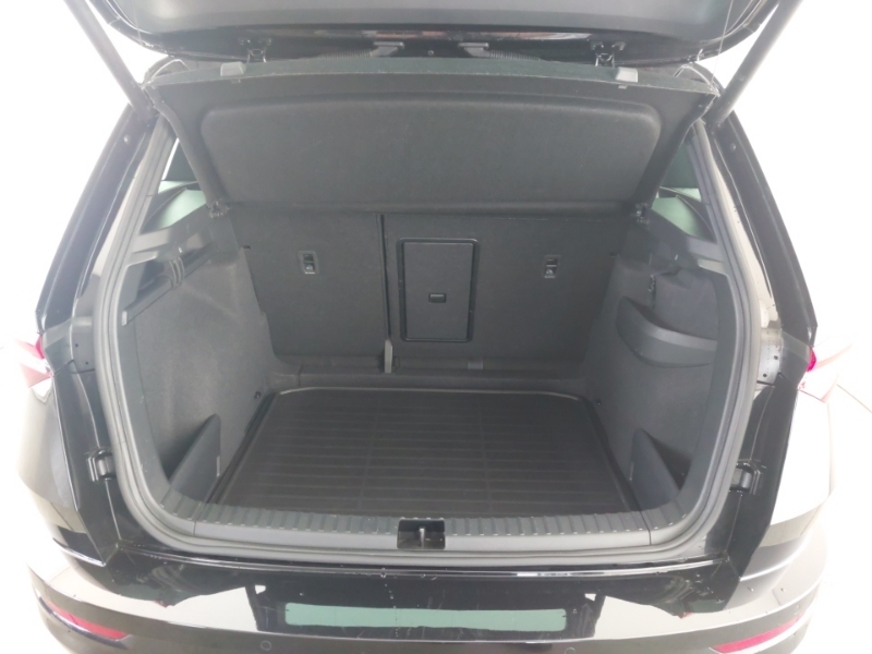 Skoda Karoq Petrol White #18