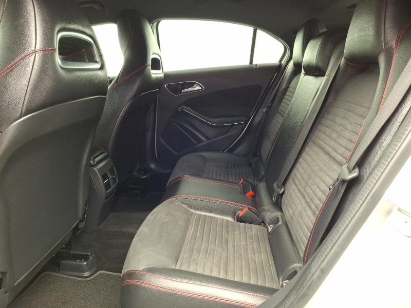 Mercedes-Benz A Class A180d Amg Line Silver #6