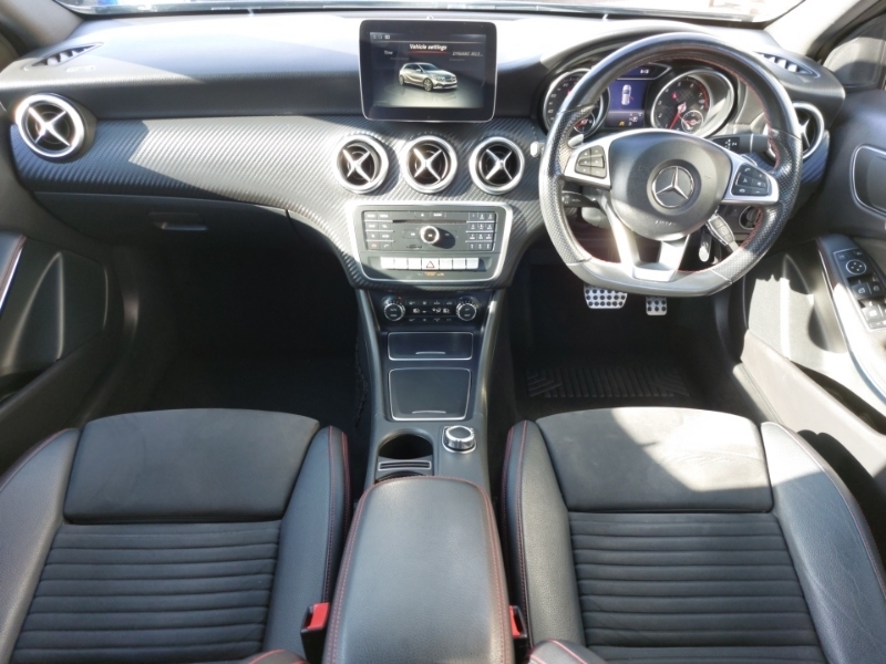Mercedes-Benz A Class A 200 D Amg Line Executive Red #3