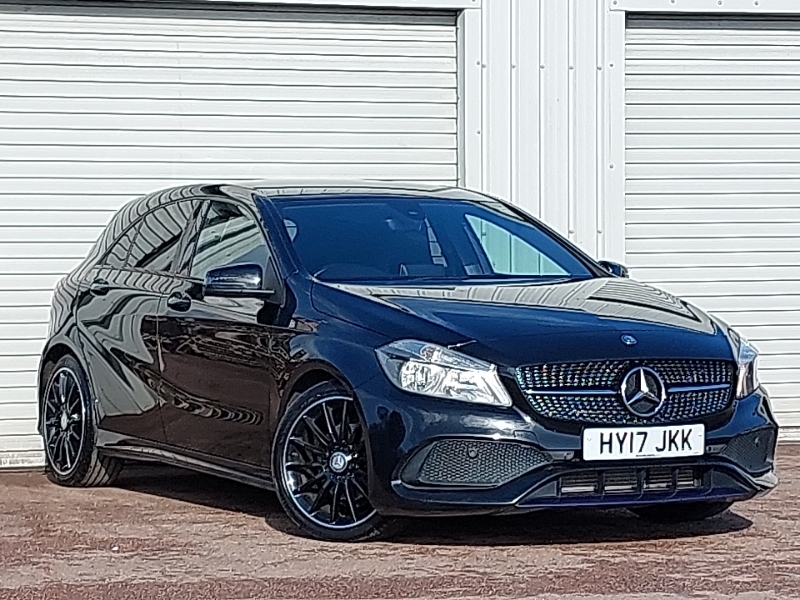 Mercedes-Benz A Class A 200 D Amg Line Executive Red #1