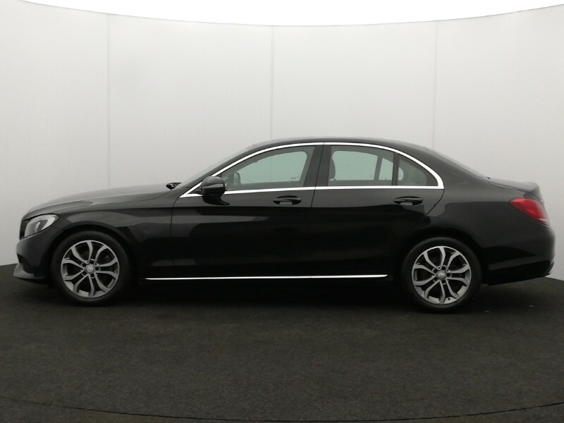 Mercedes-Benz C Class C220d Sport Black #4
