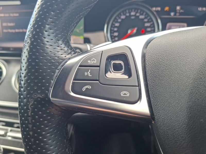 Mercedes-Benz E Class E220d 4Matic Se Premium 9G-tronic White #12