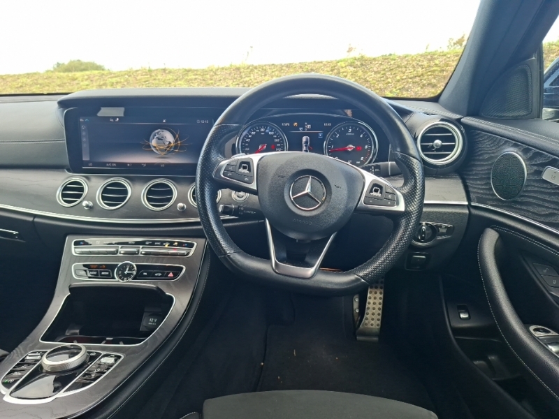 Mercedes-Benz E Class E220d 4Matic Se Premium 9G-tronic White #8