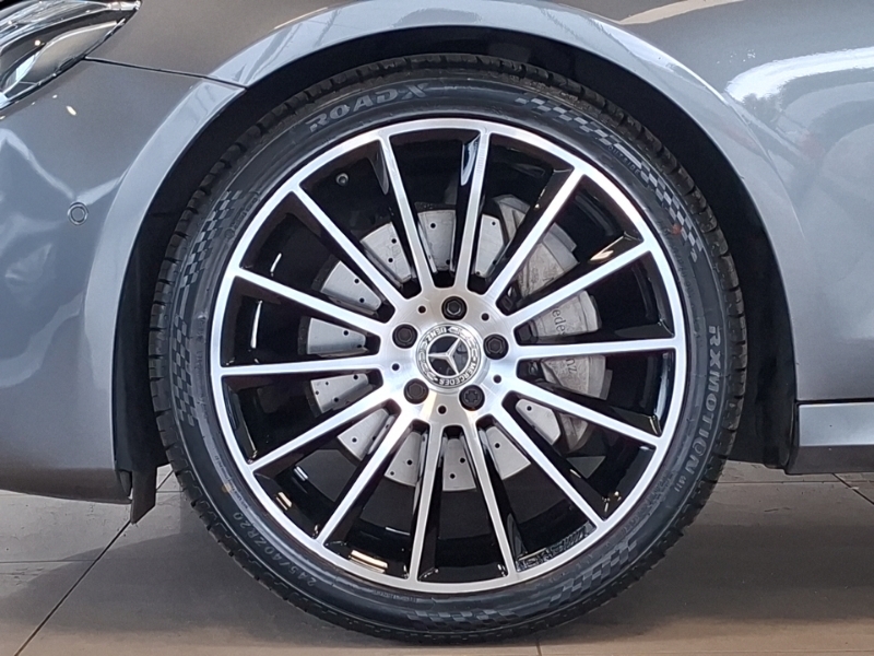 Mercedes-Benz E Class E220d Amg Line Premium 9G-tronic Silver #19