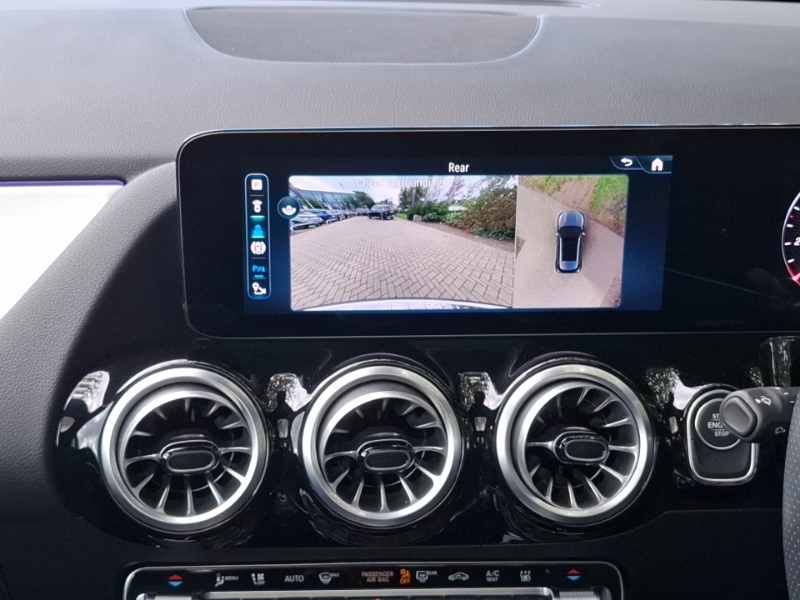 Mercedes-Benz GLA Class 200 Amg Line Executive Grey #9