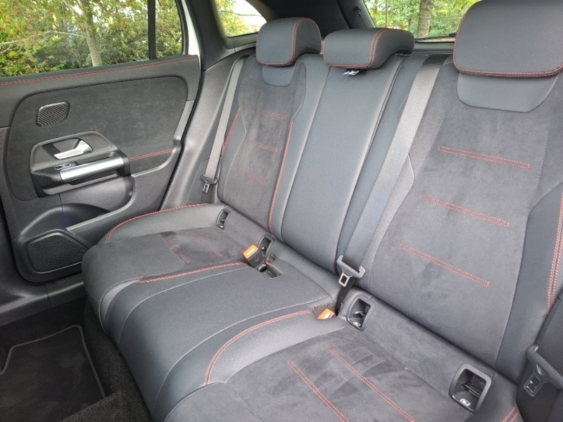 Mercedes-Benz GLA Class Gla 250E Amg Line Premium Plus White #6