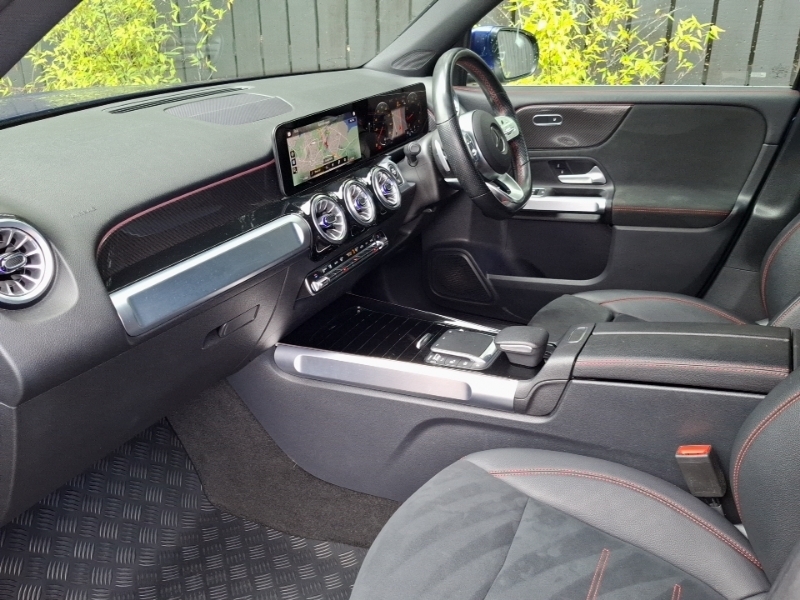 Mercedes-Benz GLB Class Glb 200 Amg Line Executive 7G-tronic Blue #5