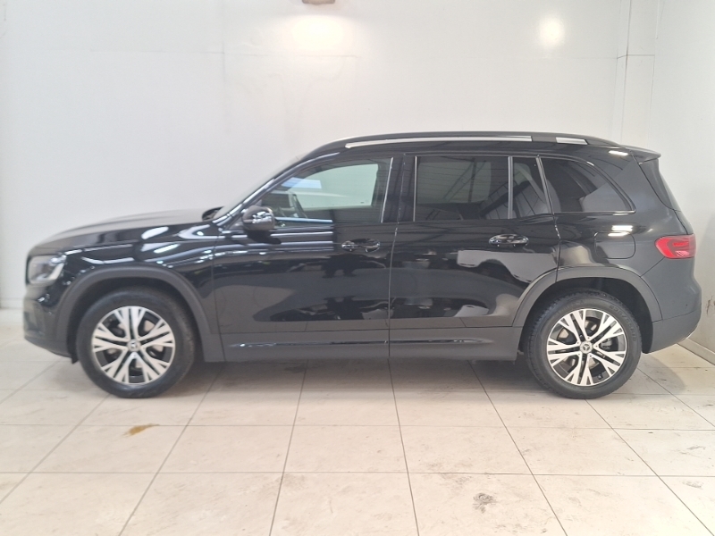 Mercedes-Benz GLB Class Glb 200 Sport Executive 7G-tronic Black #4