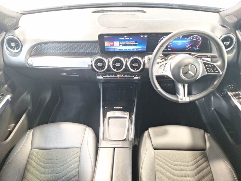 Mercedes-Benz GLB Class Glb 200 Sport Executive 7G-tronic Black #3