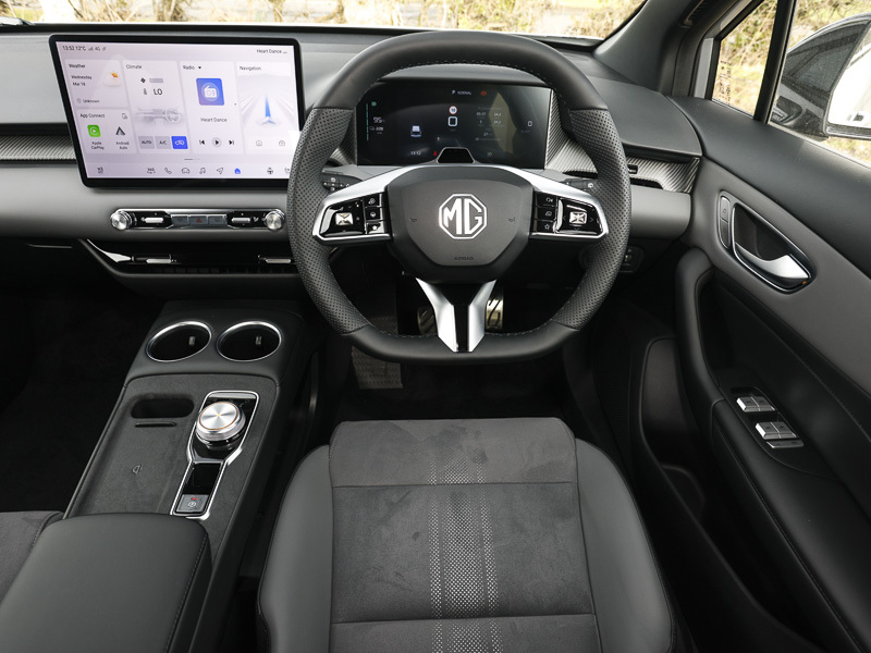 MG MG4 118Kw Premium Long Range 54Kwh Black #9