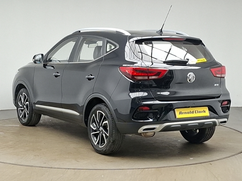 MG ZS 1.5 Vti-tech Exclusive Black #2