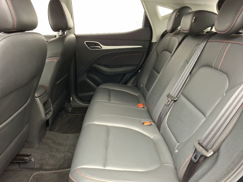 MG ZS 1.5 Vti-tech Exclusive Black #6