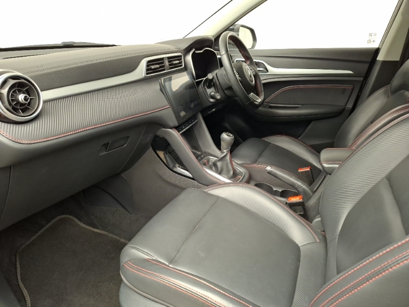 MG ZS 1.5 Vti-tech Exclusive Black #5