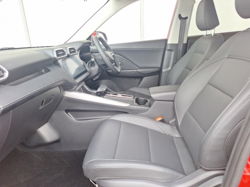 MG ZS 1.5 Hybrid Trophy Red #5