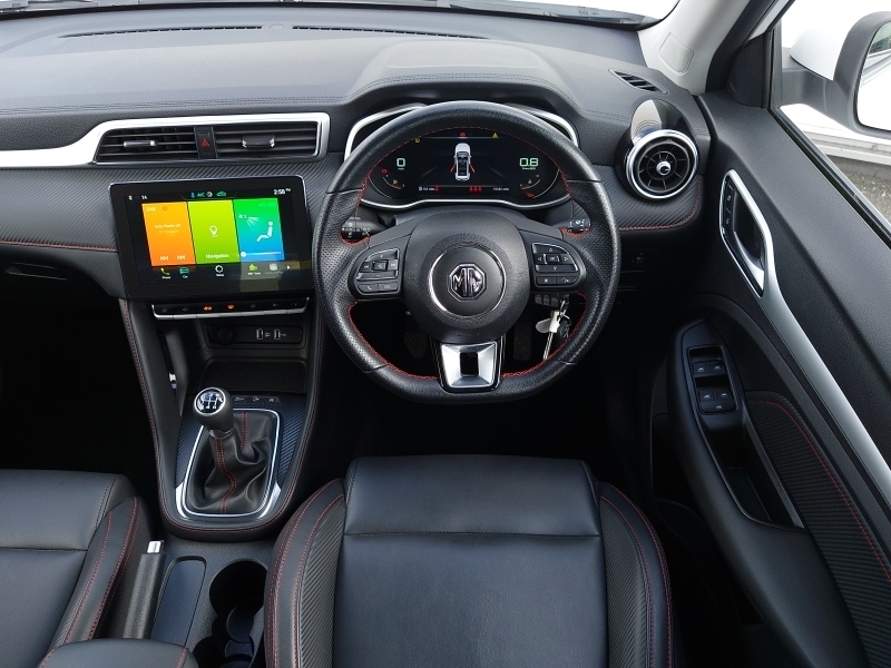 MG ZS 1.0T Gdi Exclusive Black #8