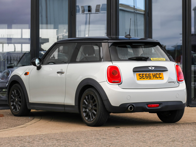 Mini Hatch Back Euro 6 Ss 136 Ps Blue #2