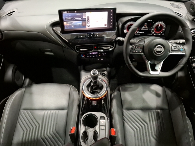 Nissan Juke 1.0 Dig-t Tekna Black #3