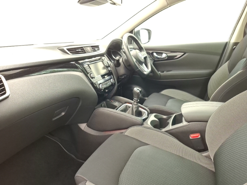 Nissan Qashqai 1.5 Dci 115 N-connecta White #5