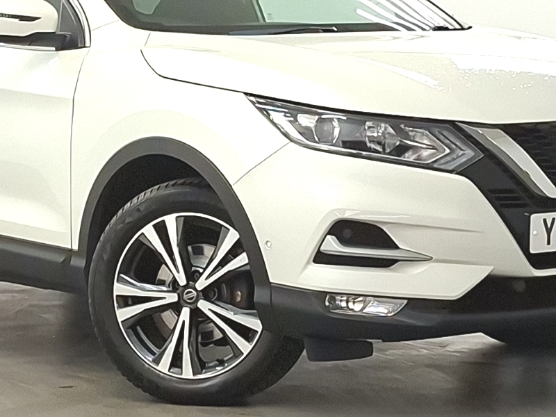 Nissan Qashqai Dig-t Tekna Black #20