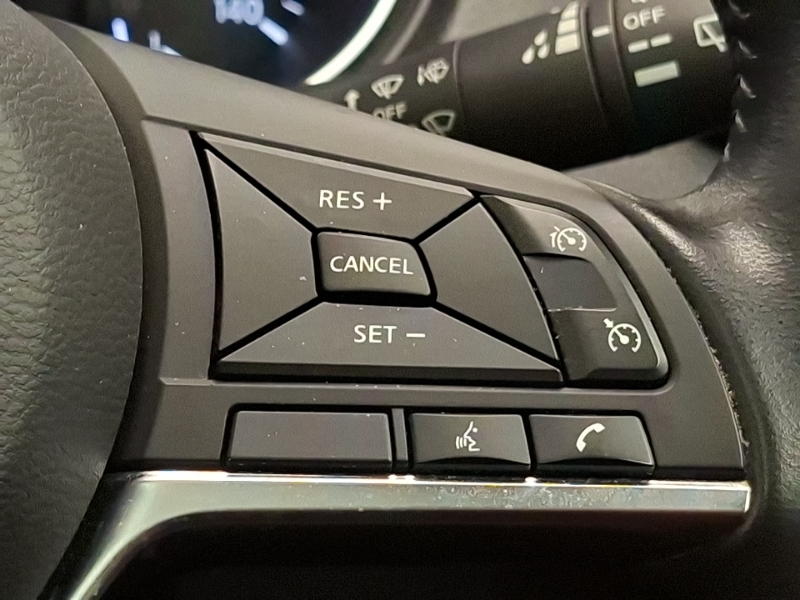 Nissan Qashqai Dig-t Tekna Black #13