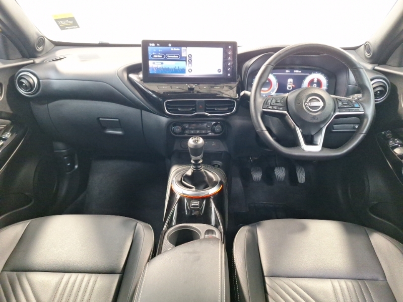 Nissan Juke Tekna Blue #3