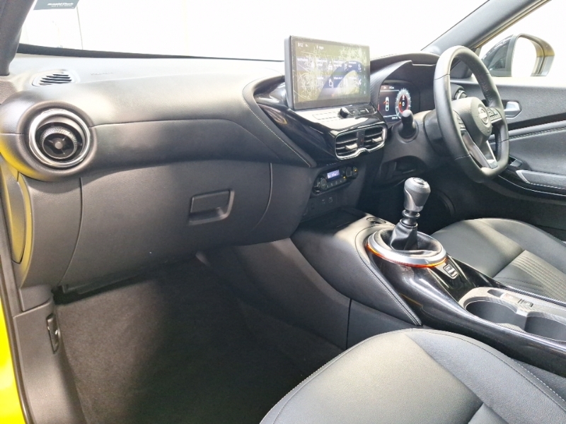 Nissan Juke Tekna Blue #5