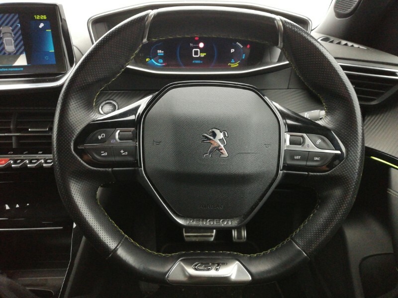 Peugeot e-2008 2008 Gt Premium Ev Black #11