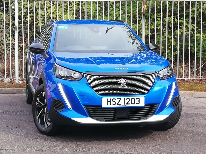 Peugeot 2008 1.2 Puretech Allure Premium Blue