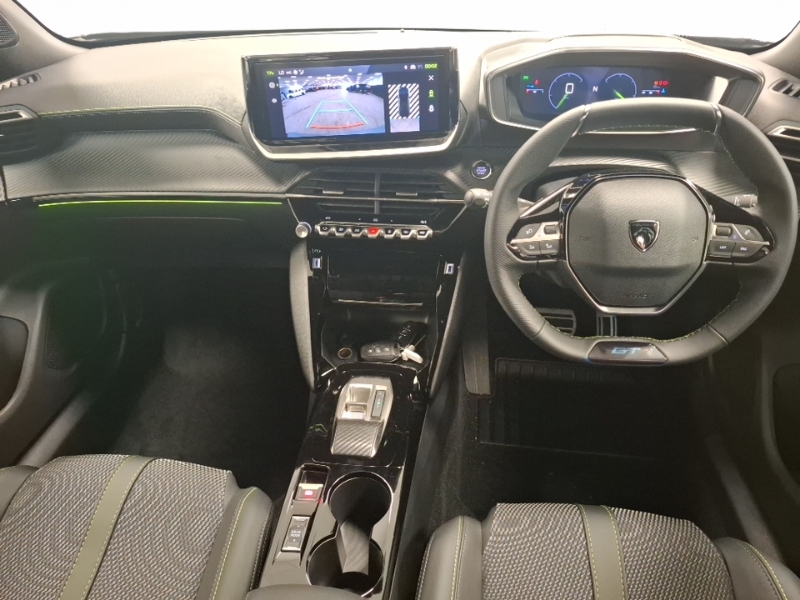 Peugeot 2008 1.2 Puretech 130 Gt Eat8 Black #3